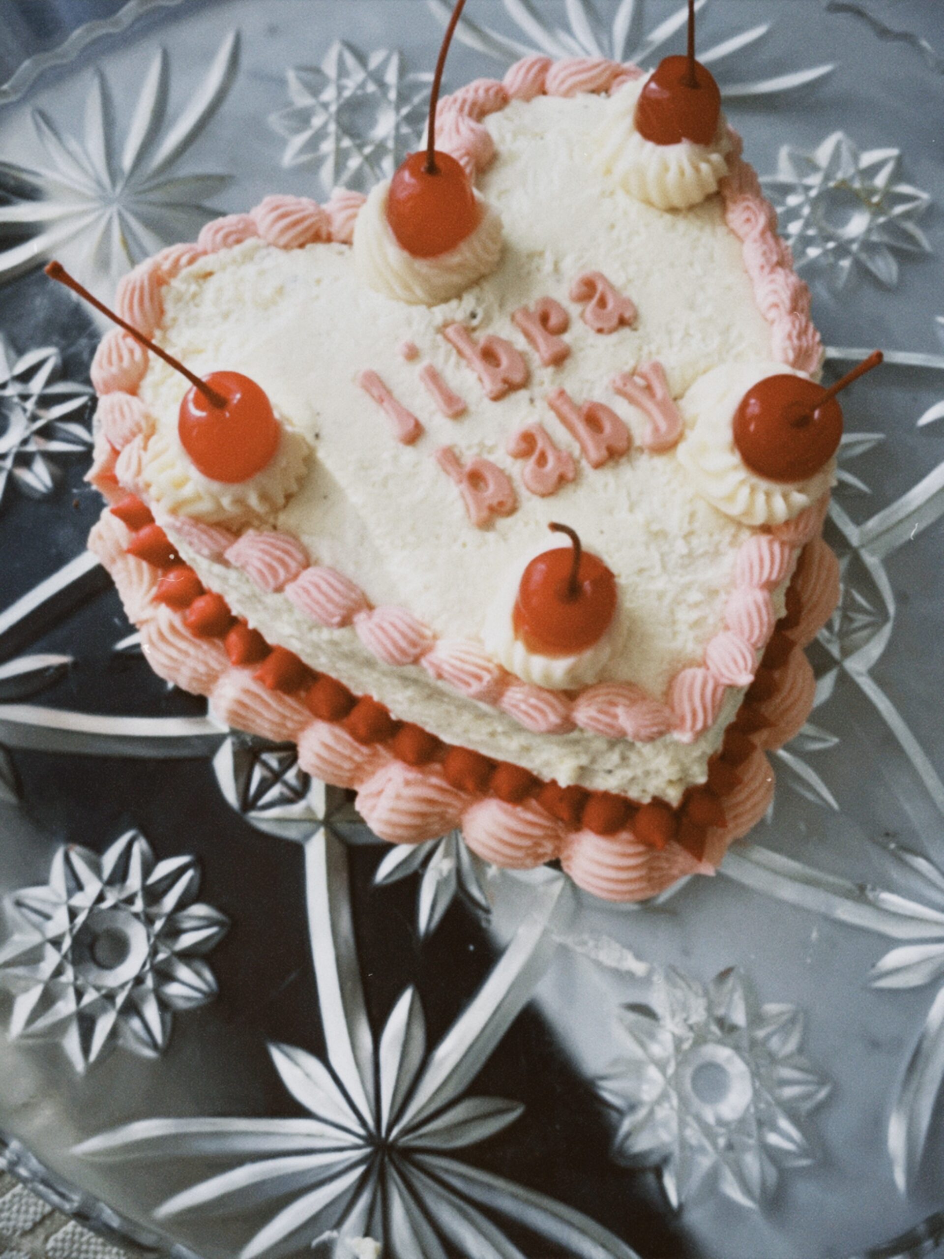 Vintage Heart Cake on Pinterest